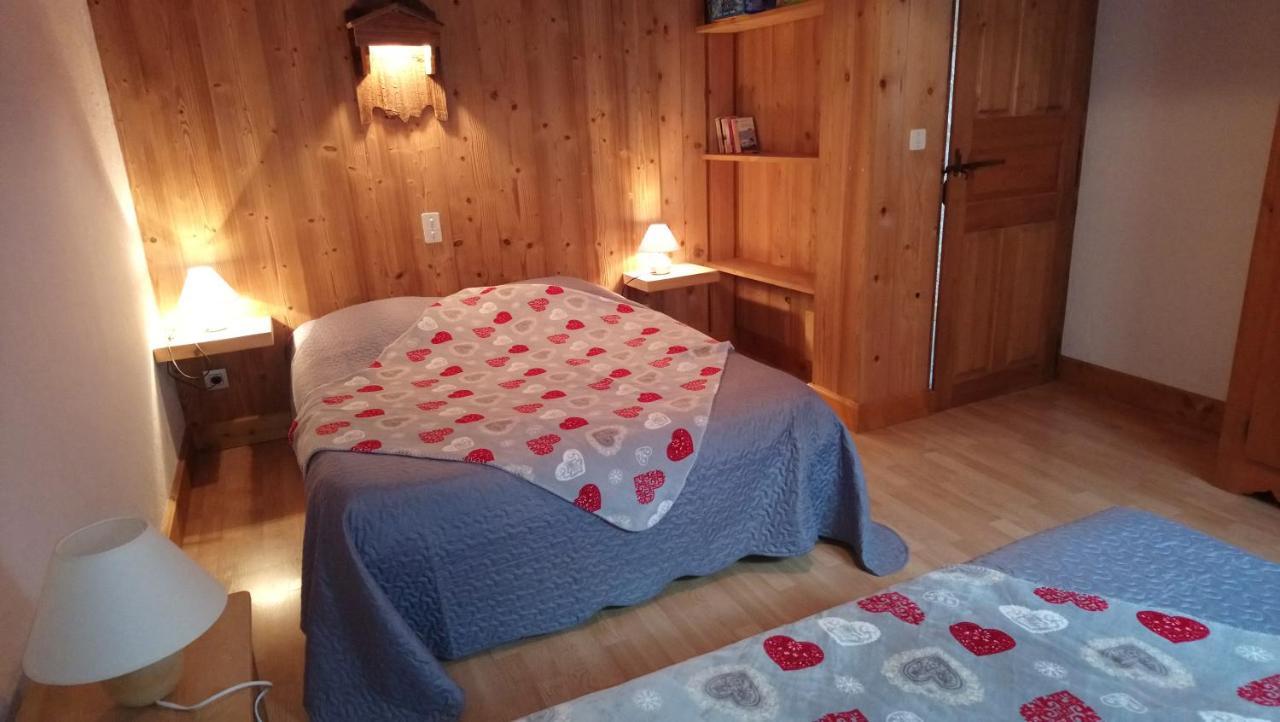 Le Foueustarle Apartment *
